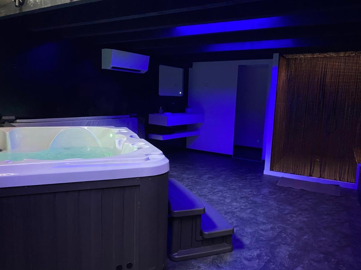 Mieuxqualhotel Jacuzzi Privatif La Retro Bordeaux Kültér fotó